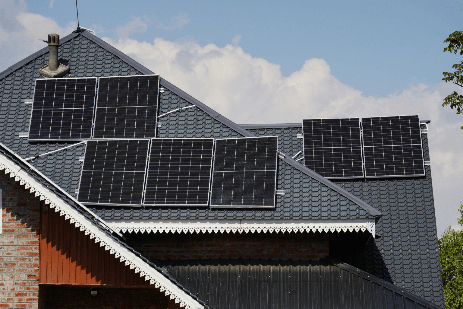 How Long Can a Home Battery Power Your House?